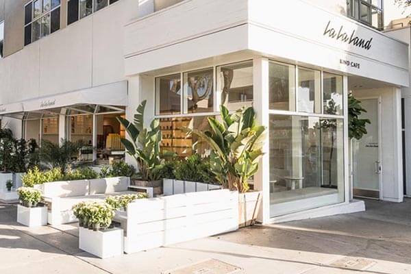 La La Land Cafe - 600x400