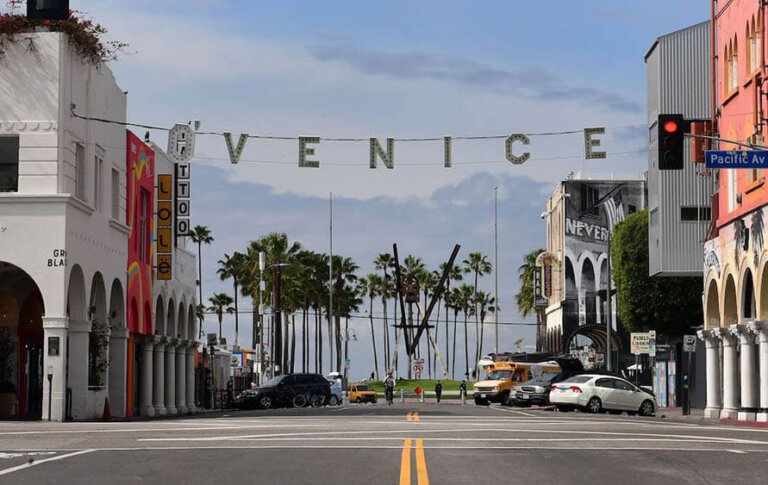 venice sign California