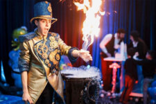 Arman Avetisyan bubble magician